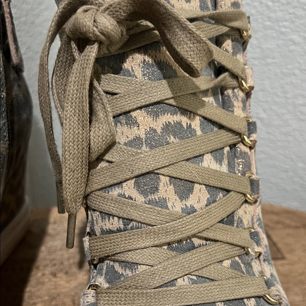 L. Paolo Leopard Print Wedge Sneakers - Picture 4 of 11